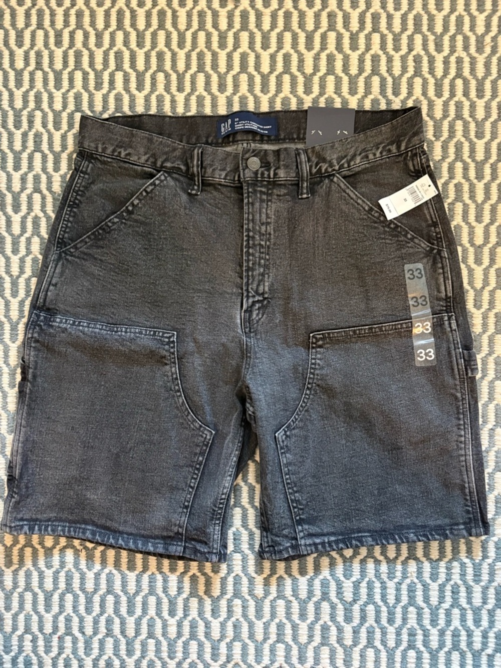 GAP Men's Washed Charcoal Denim Utility Shorts
